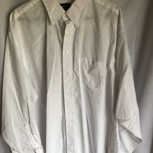 Men’s white dress shirt